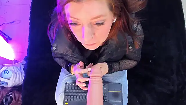 Snapshot of JulietaAlves chatting on January 9, 2026, 11:28 am JulietaAlves online show from January 9, 2026, 11:28 am