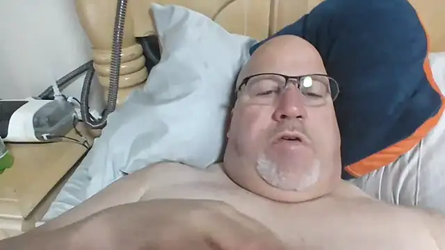 Bigbear0563 online show from March 13, 2026, 5:18 pm