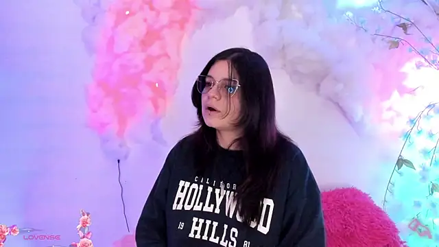 Mey moon online show from February 1, 2025, 5:28 am