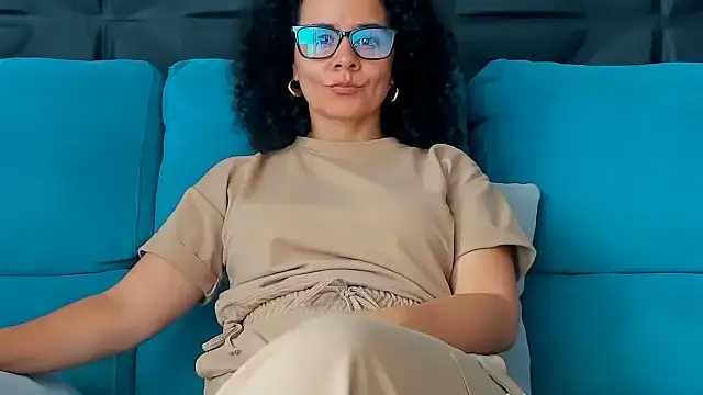 Sami Hotie1 online show from April 15, 2026, 7:58 pm