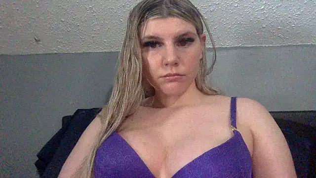 Snapshot of candycane57 chatting on March 22, 2025, 8:26 pm candycane57 online show from March 22, 2025, 8:26 pm