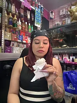 TamySweetness online show from October 1, 2025, 6:56 pm