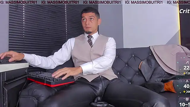 Snapshot of massimo_g chatting on February 25, 2026, 12:27 pm massimo g online show from February 25, 2026, 12:27 pm