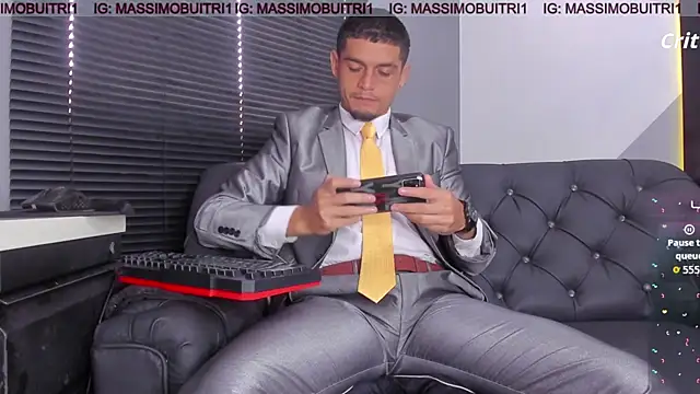 Snapshot of massimo_g chatting on February 14, 2026, 2:06 pm massimo g online show from February 14, 2026, 2:06 pm