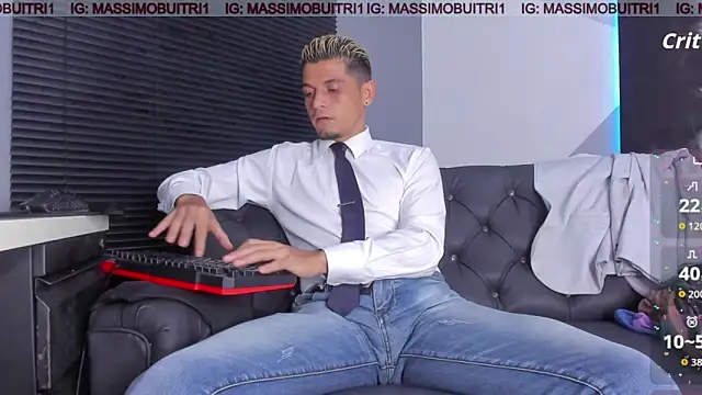 Snapshot of massimo_g chatting on February 4, 2026, 12:38 am massimo g online show from February 4, 2026, 12:38 am