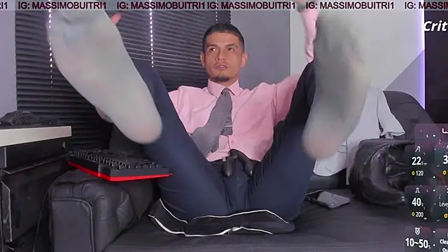 Snapshot of massimo_g chatting on February 12, 2026, 2:06 pm massimo g online show from February 12, 2026, 2:06 pm