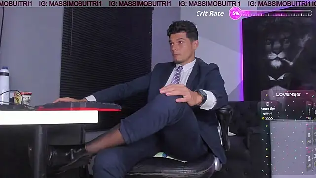 Snapshot of massimo_g chatting on October 15, 2025, 1:37 am massimo g online show from October 15, 2025, 1:37 am