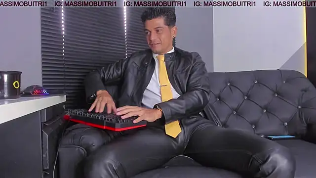 massimo g online show from June 18, 2026, 12:10 pm