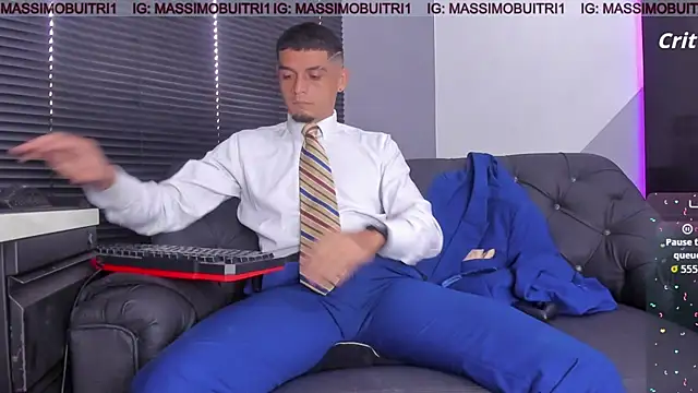 Snapshot of massimo_g chatting on February 18, 2026, 2:02 pm massimo g online show from February 18, 2026, 2:02 pm