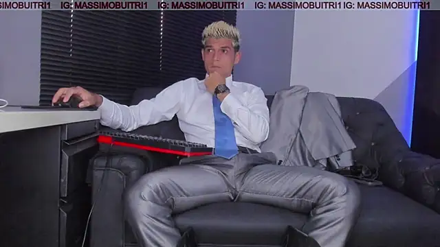 Snapshot of massimo_g chatting on January 9, 2026, 7:54 pm massimo g online show from January 9, 2026, 7:54 pm