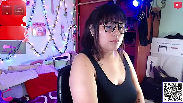 Snapshot of _lilith_heavy chatting on April 24, 2026, 7:10 am lilith heavy online show from April 24, 2026, 7:10 am
