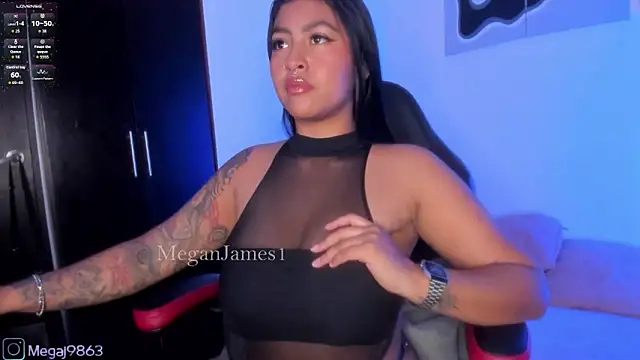 Snapshot of meganjames1 chatting on December 4, 2025, 12:37 pm meganjames1 online show from December 4, 2025, 12:37 pm