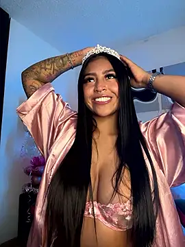 Snapshot of meganjames1 chatting on January 7, 2026, 12:21 pm meganjames1 online show from January 7, 2026, 12:21 pm