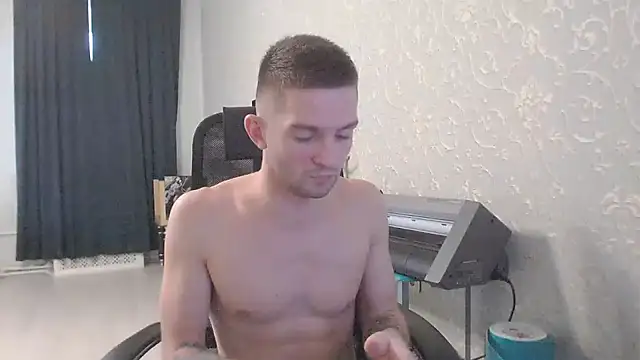 Marselle Laker online show from February 12, 2025, 9:20 am