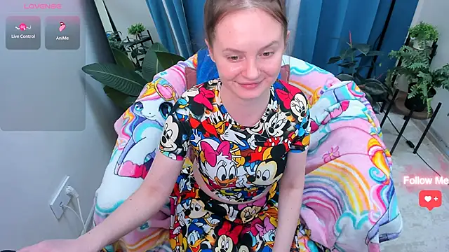 JannaVerdi  online show from April 6, 2026, 6:47 am