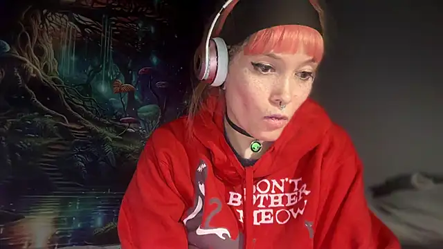 Snapshot of FRRANNKIE chatting on December 22, 2025, 2:22 am FRRANNKIE online show from December 22, 2025, 2:22 am