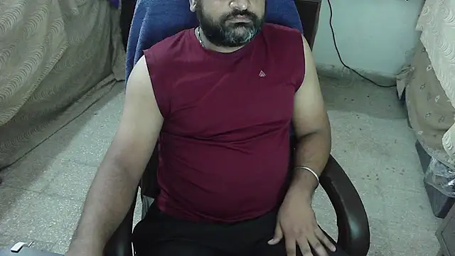 rentarob online show from October 4, 2025, 8:54 pm