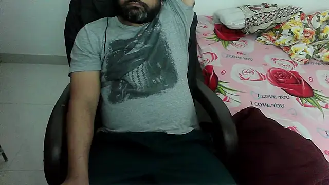 rentarob online show from February 12, 2025, 6:40 pm