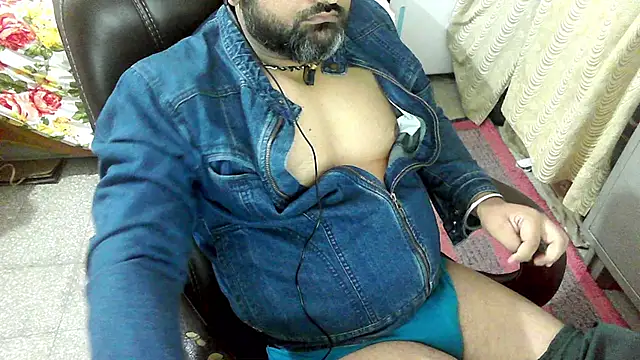 rentarob online show from December 15, 2025, 5:08 pm