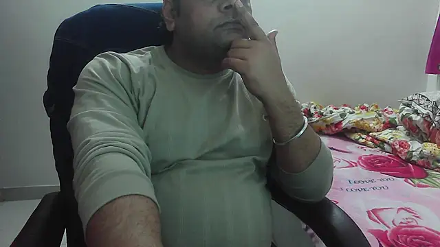 rentarob online show from February 25, 2025, 6:23 pm