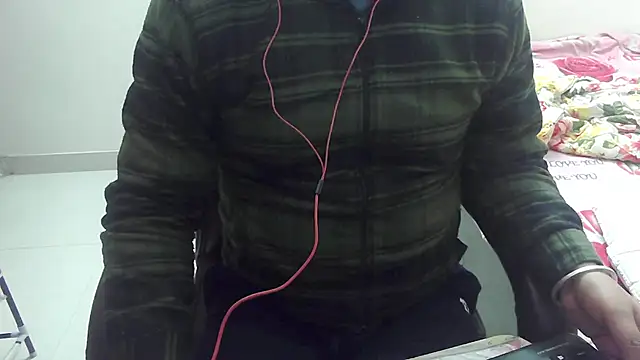 rentarob online show from February 6, 2025, 1:21 pm