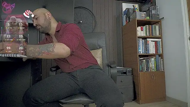 Snapshot of Leon_1234 chatting on December 16, 2025, 1:26 pm Leon 1234 online show from December 16, 2025, 1:26 pm