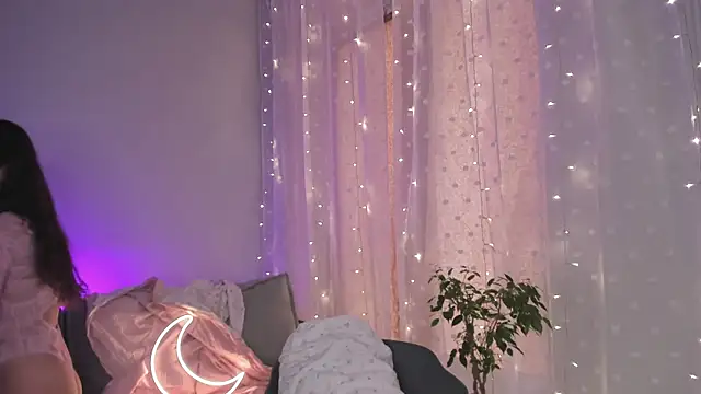 Snapshot of lina_stones chatting on February 27, 2025, 6:24 am lina stones online show from February 27, 2025, 6:24 am