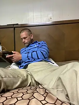 Snapshot of daddytim0 chatting on May 9, 2026, 9:51 pm daddytim0 online show from May 9, 2026, 9:51 pm