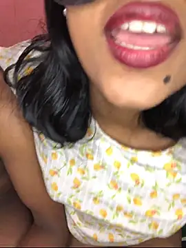 Snapshot of Naughty_soulz chatting on November 24, 2025, 4:34 am Naughty soulz online show from November 24, 2025, 4:34 am