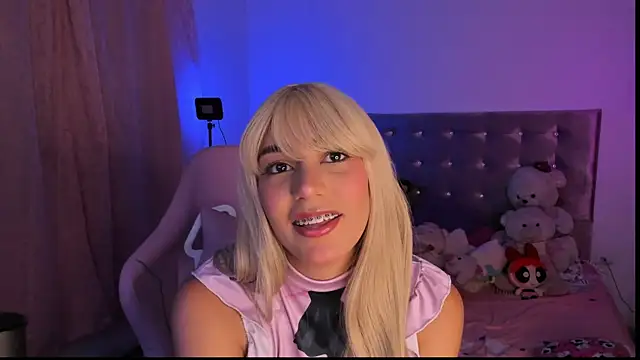 Snapshot of LucianaCarter chatting on January 9, 2026, 7:26 am LucianaCarter online show from January 9, 2026, 7:26 am