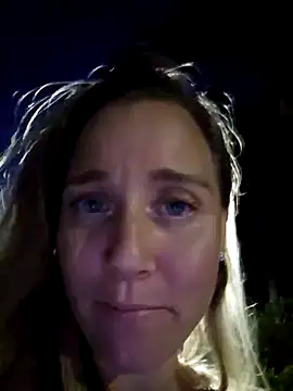 SkyelarSommer online show from February 6, 2025, 11:48 pm