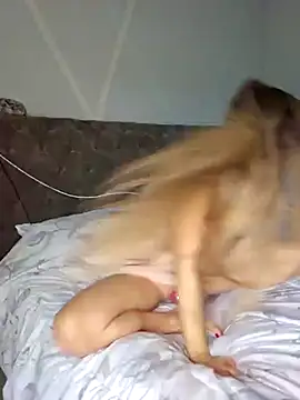 SkyelarSommer online show from February 24, 2025, 6:58 pm