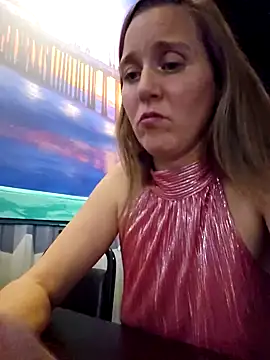 SkyelarSommer online show from February 15, 2026, 12:22 am