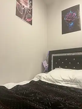 DominiqueX0 online show from September 20, 2025, 5:12 am