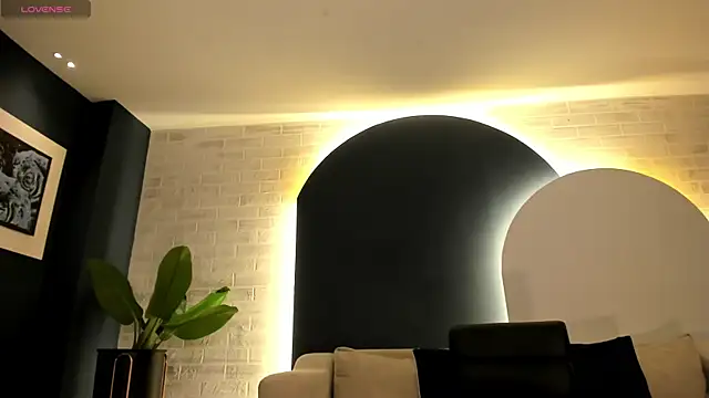 SunnyRivers online show from November 2, 2025, 11:15 am