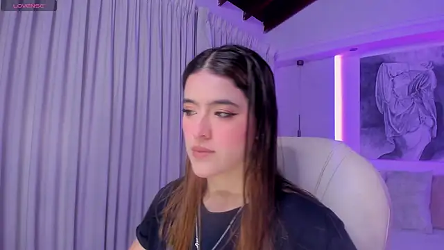 nathalie rivers online show from December 21, 2025, 11:12 am