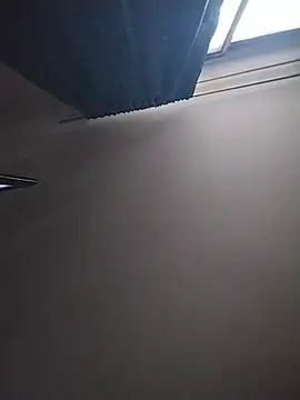 LissaThompsom online show from March 6, 2026, 11:49 am