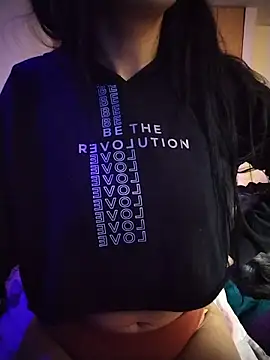 LissaThompsom online show from October 31, 2025, 9:00 pm