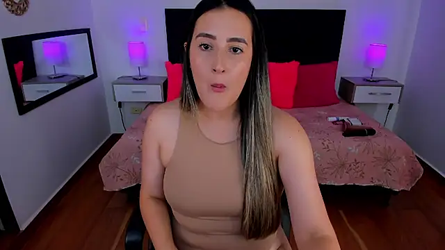 Snapshot of Hanna86 chatting on October 8, 2025, 8:31 pm Hanna86 online show from October 8, 2025, 8:31 pm