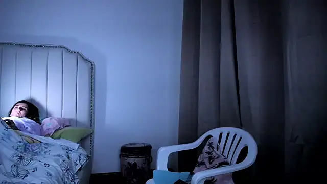 Snapshot of Hanna86 chatting on October 31, 2025, 3:47 am Hanna86 online show from October 31, 2025, 3:47 am