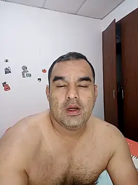 Snapshot of Angeelus2 chatting on December 21, 2025, 2:52 pm Angeelus2 online show from December 21, 2025, 2:52 pm