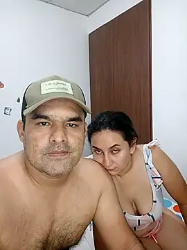 Snapshot of Angeelus2 chatting on November 21, 2025, 3:38 am Angeelus2 online show from November 21, 2025, 3:38 am