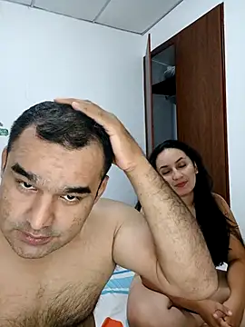 Snapshot of Angeelus2 chatting on November 16, 2025, 4:12 pm Angeelus2 online show from November 16, 2025, 4:12 pm