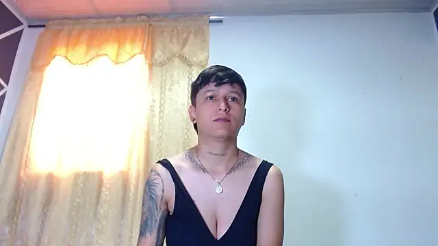 Tamarahryan online show from March 15, 2025, 1:51 pm