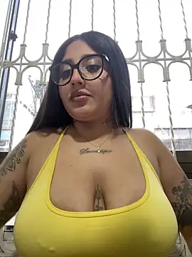 croftsmila online show from April 6, 2026, 10:33 pm