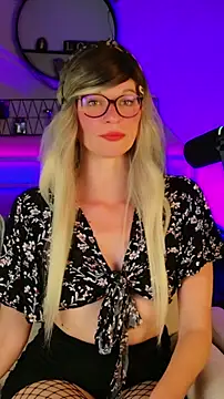 Kittychatte online show from May 26, 2026, 8:18 pm