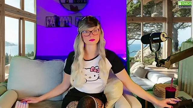 Snapshot of Kittychatte chatting on September 21, 2025, 9:47 am Kittychatte online show from September 21, 2025, 9:47 am