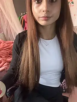 Snapshot of LaPetitechienne1 chatting on March 20, 2025, 7:47 am LaPetitechienne1 online show from March 20, 2025, 7:47 am