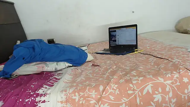 Snapshot of salomee_88 chatting on March 2, 2025, 3:24 am salomee 88 online show from March 2, 2025, 3:24 am