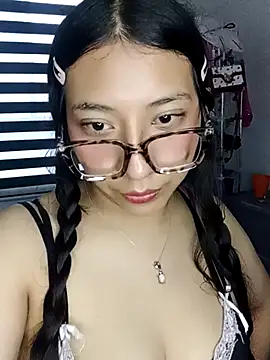 Snapshot of Umaru_uwu chatting on September 21, 2025, 11:54 pm Umaru uwu online show from September 21, 2025, 11:54 pm